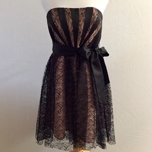 🌸 NWT - Max and Cleo Strapless Dress